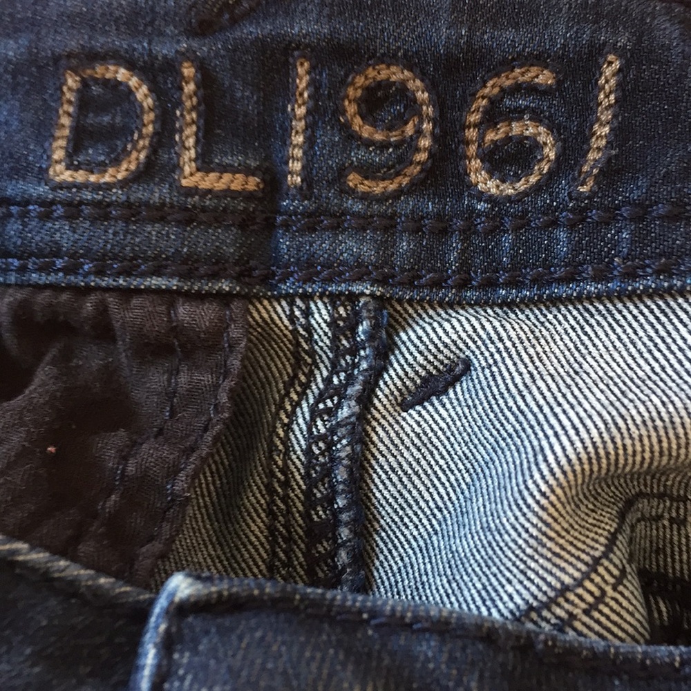 DL1961 skinny jean - Picture 5 of 8